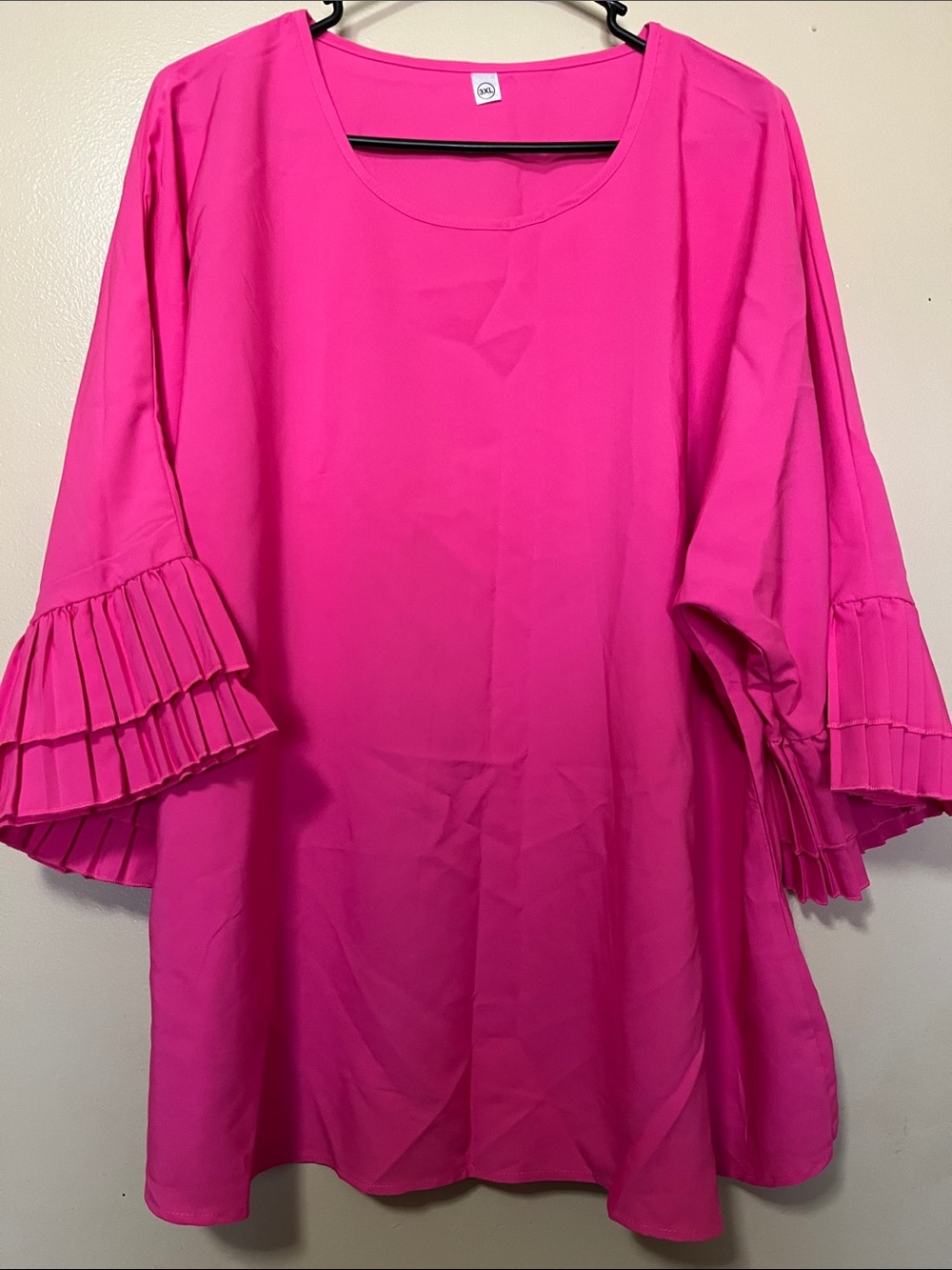 Women’s Pleated-Sleeve Blouse in Fuchsia